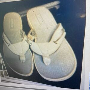 Sperry Top Sider Patent Leather flip flops 9.5